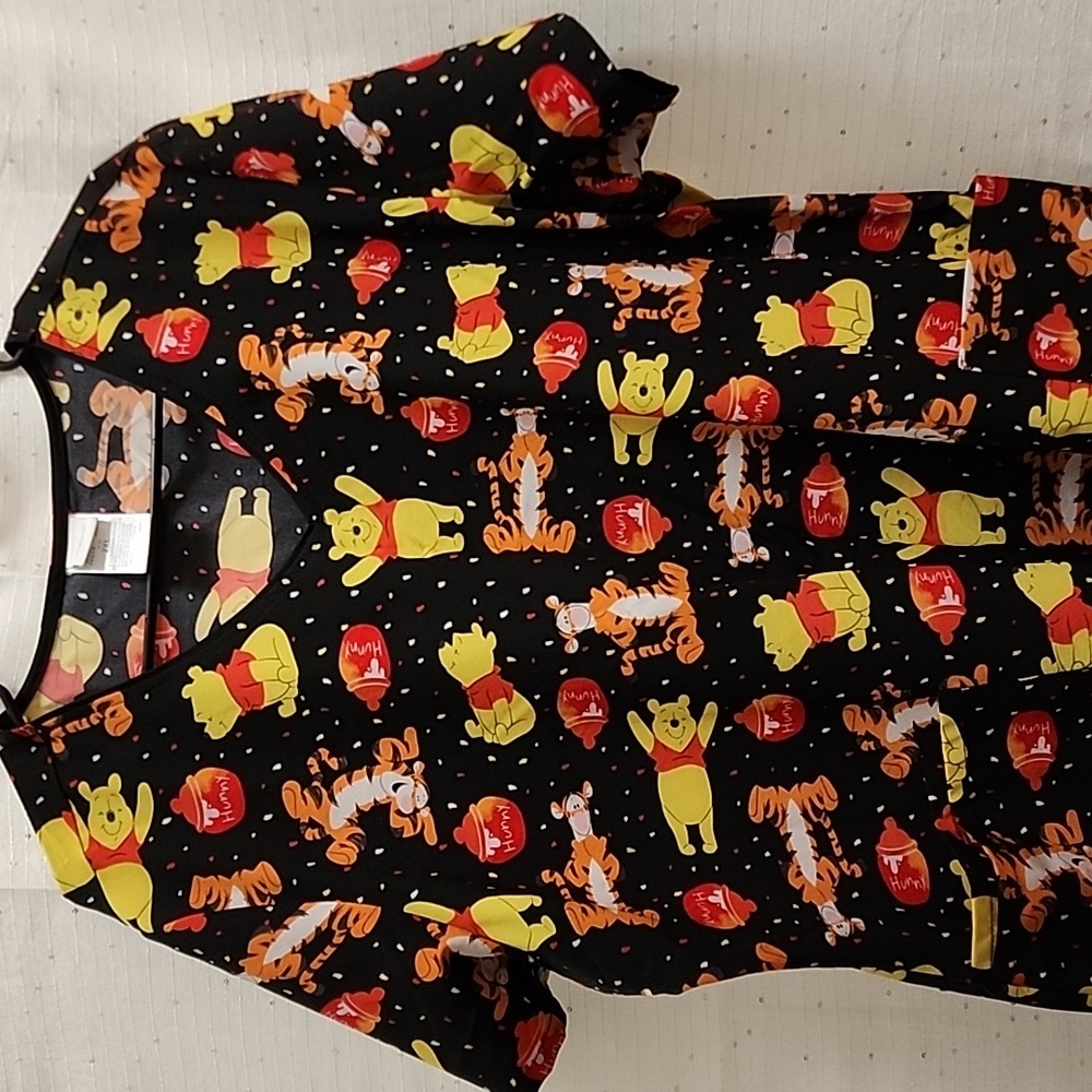 Winney the Pooh 2XL Scrub Top